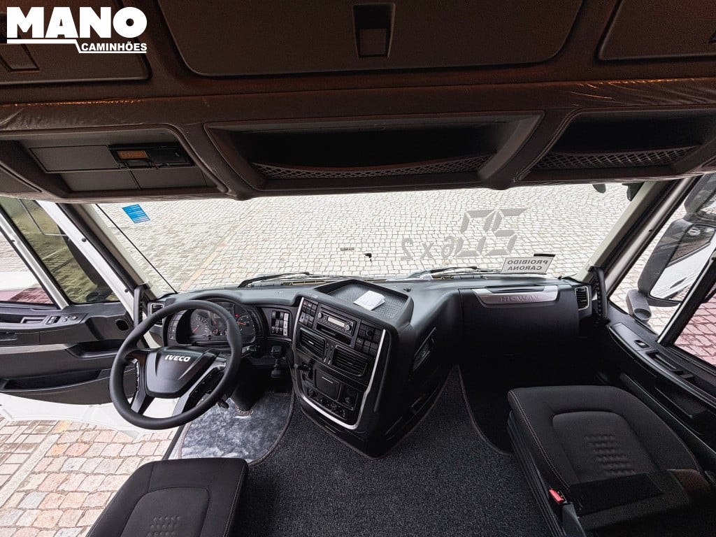 Imagem do veículo IVECO Stralis 600-S44T TA 6x2 2P (E5)