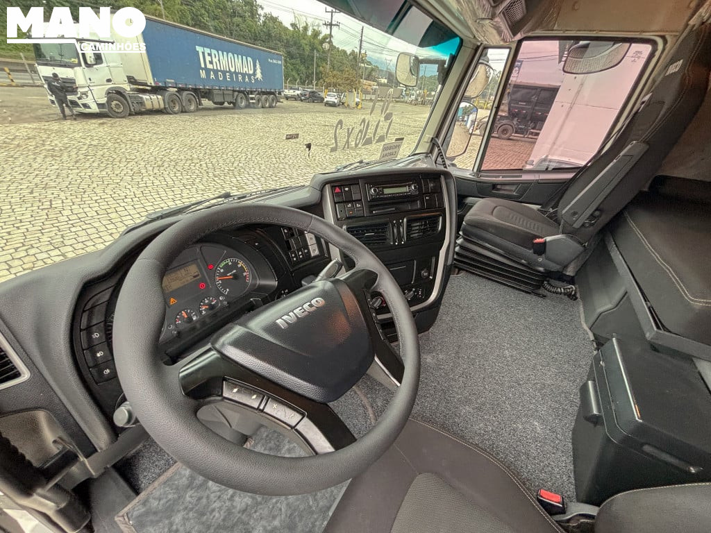 Imagem do veículo IVECO Stralis 600-S44T TA 6x2 2P (E5)
