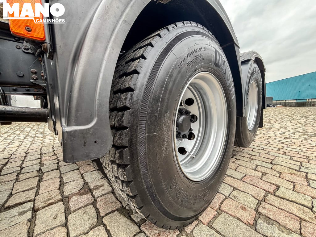 Imagem do veículo IVECO Stralis 600-S44T TA 6x2 2P (E5)