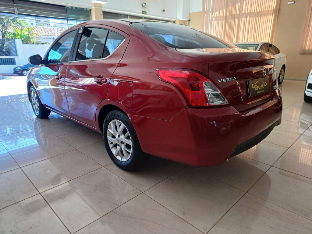 Imagem do veículo Nissan Versa 16sv Cvt 2018