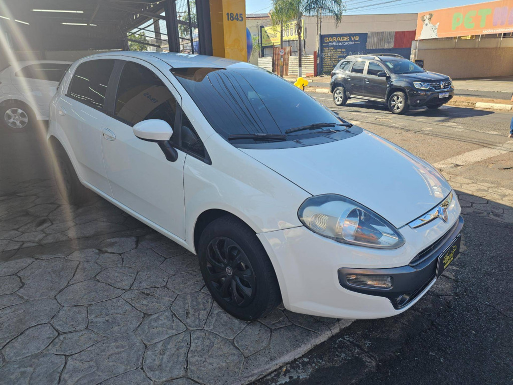 Fiat Punto Essence 1.6 2013