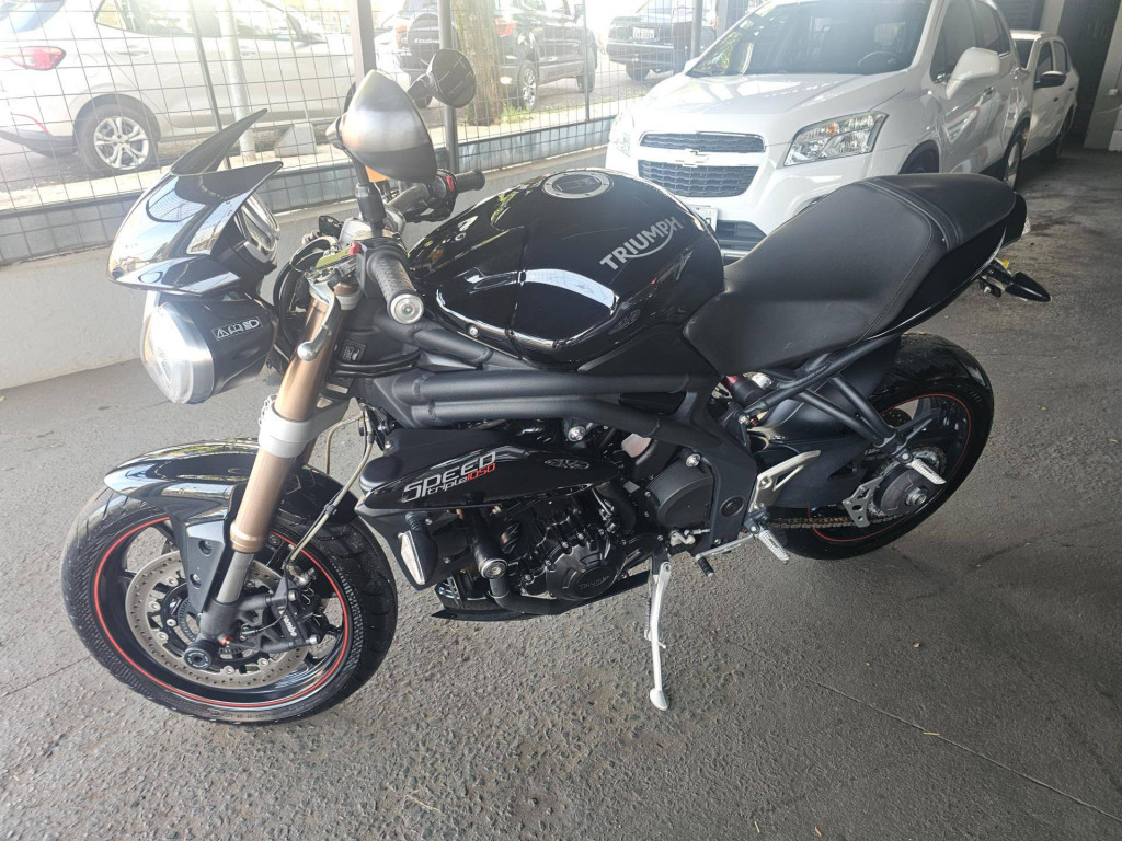 Imagem do veículo Triumph Speed Triple 2015