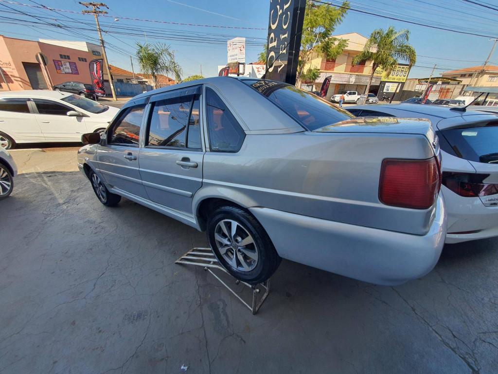 Imagem do veículo Volkswagen Santana 2.0 2000