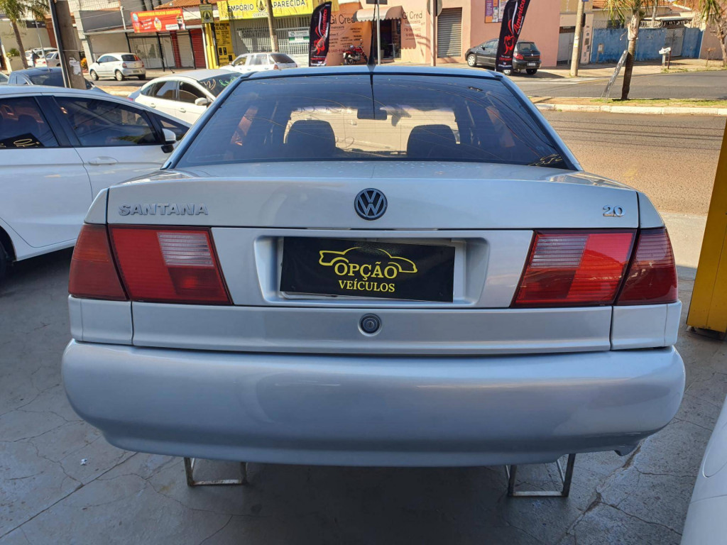 Imagem do veículo Volkswagen Santana 2.0 2000