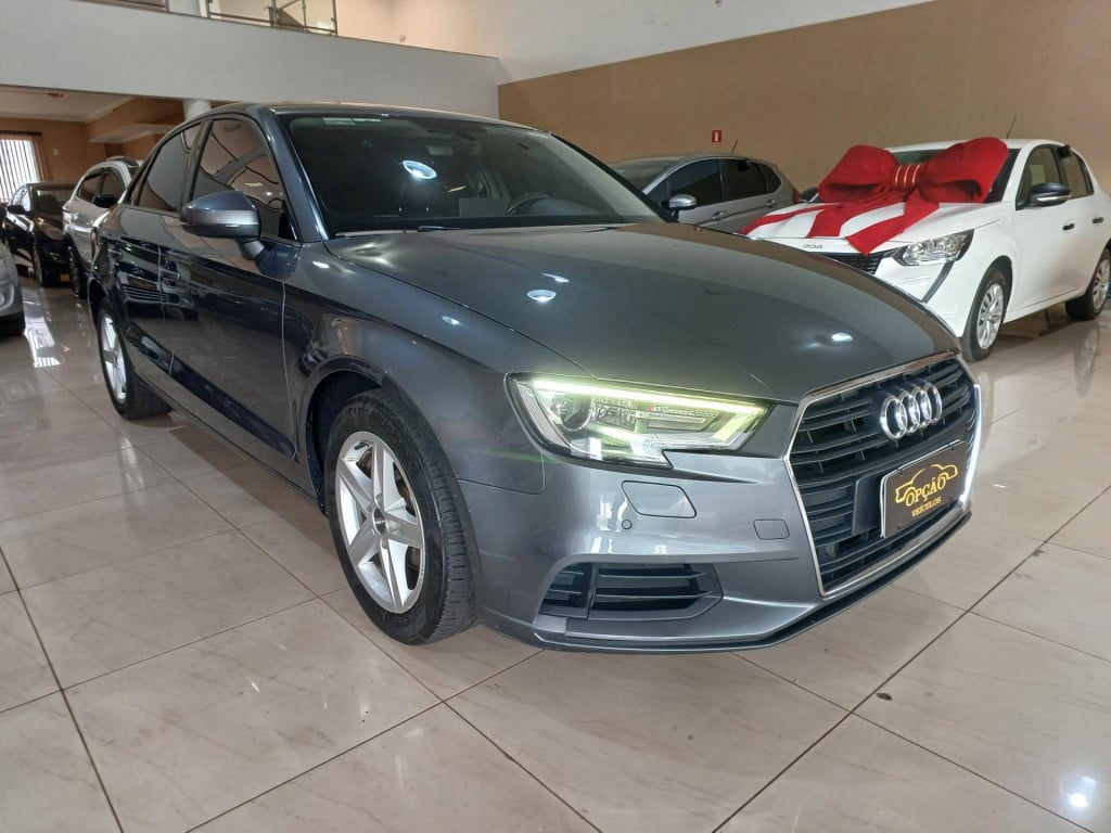 Imagem do veículo Audi Auda3 Lm 150cv 2019
