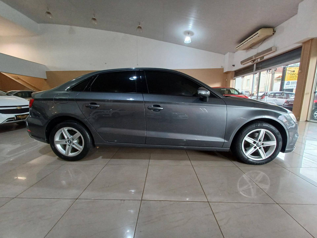 Imagem do veículo Audi Auda3 Lm 150cv 2019