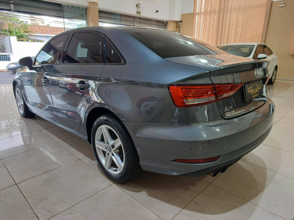 Imagem do veículo Audi Auda3 Lm 150cv 2019