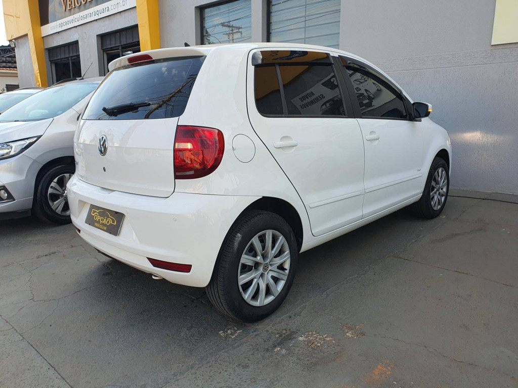 Imagem do veículo Volkswagen Fox 1.0 Gii 2014