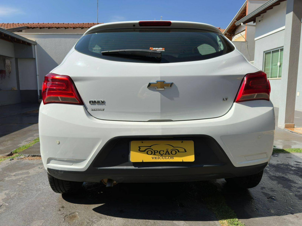Imagem do veículo Chevrolet Onix 1.0mt Lt 2019