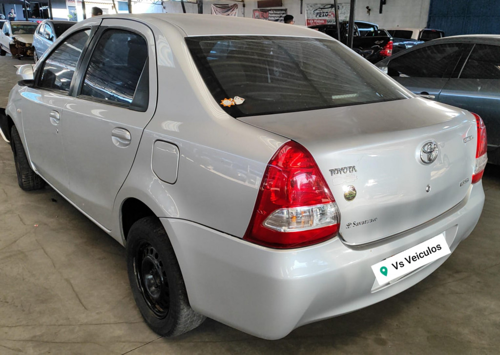 TOYOTA ETIOS 1.5 XS SEDAN 16V FLEX 4P MANUAL