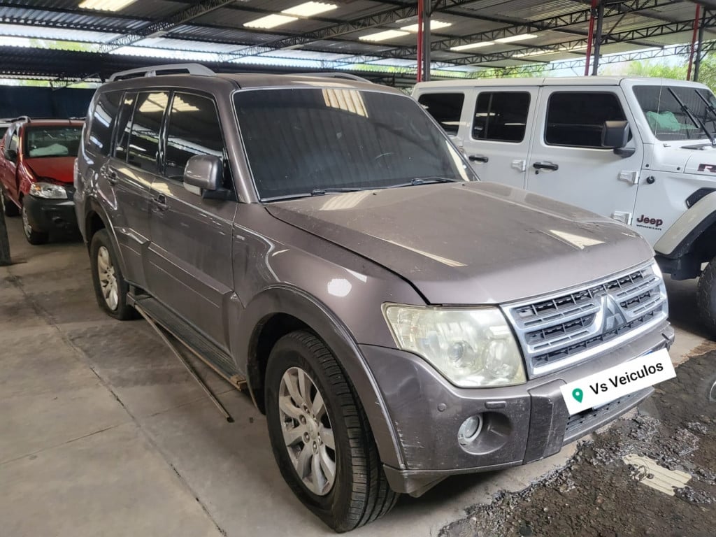 MITSUBISHI PAJERO FULL 3.2 4X4 16V TURBO INTERCOOLER DIESEL 4P AUTOMÁTICO