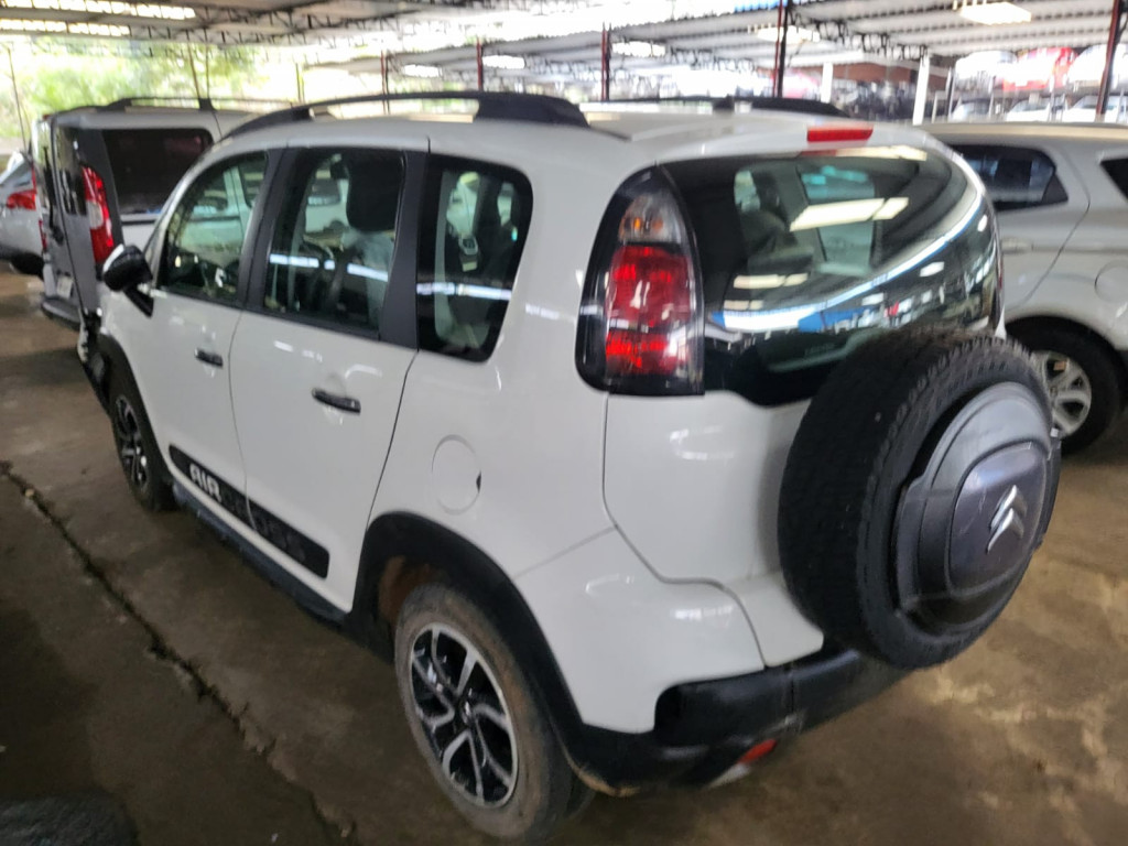 CITROËN AIRCROSS 1.6 SHINE 16V FLEX 4P AUTOMÁTICO