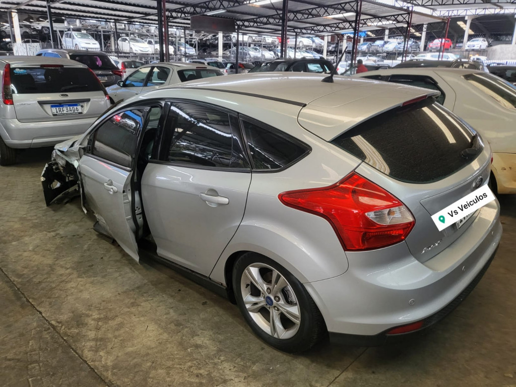Imagem do veículo FORD FOCUS 1.6 SE HATCH 16V FLEX 4P POWERSHIFT
