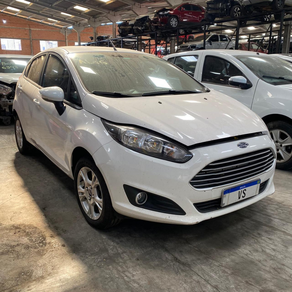 FORD FIESTA 1.6 SEL HATCH 16V FLEX 4P POWERSHIFT