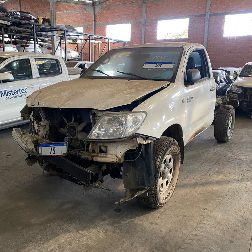 TOYOTA HILUX 2.5 4X4 CS CHASSI CABINE 16V TURBO DIESEL 2P MANUAL