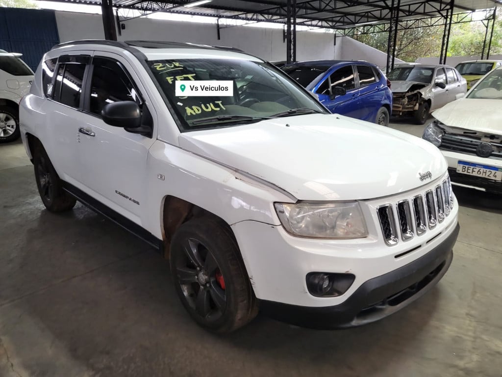Imagem do veículo JEEP COMPASS 2.0 SPORT 4X2 16V GASOLINA 4P AUTOMÁTICO