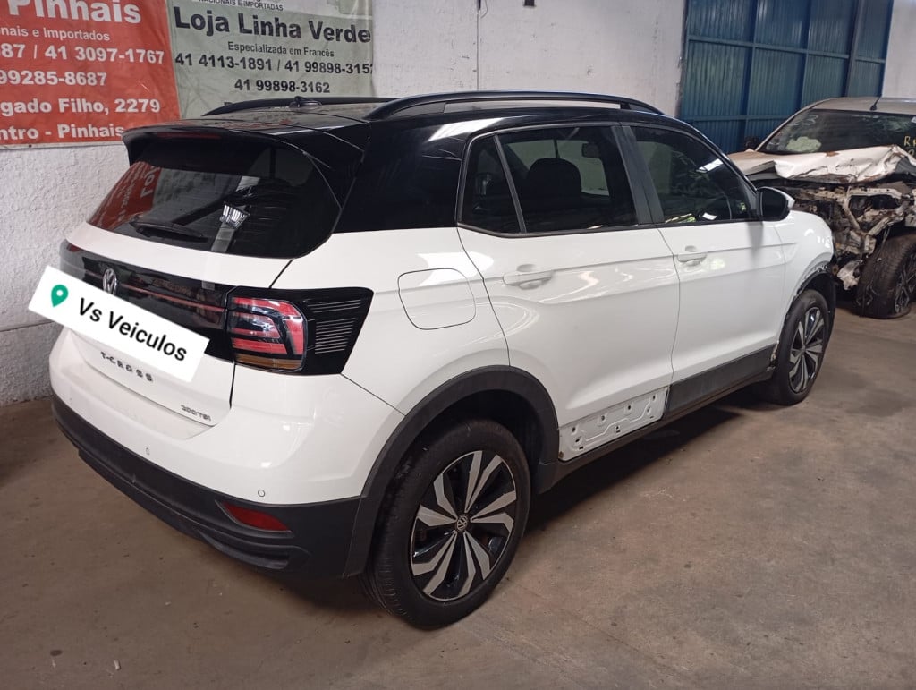 VOLKSWAGEN T-CROSS 1.0 200 TSI TOTAL FLEX AUTOMÁTICO