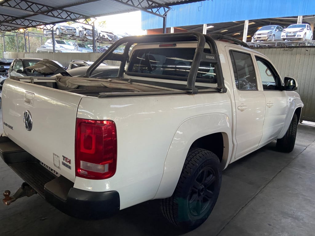 Imagem do veículo VOLKSWAGEN AMAROK 2.0 TRENDLINE 4X4 CD 16V TURBO INTERCOOLER DIESEL 4P MANUAL