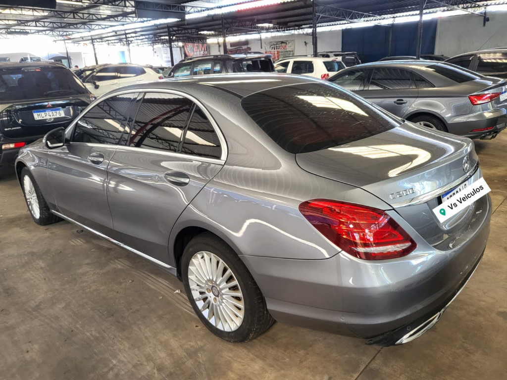 Imagem do veículo MERCEDES-BENZ C 200 2.0 CGI AVANTGARDE 16V GASOLINA 4P AUTOMÁTICO