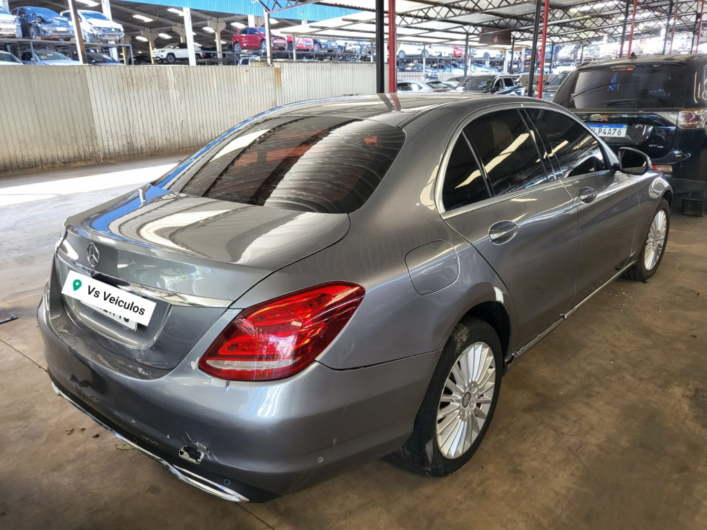 Imagem do veículo MERCEDES-BENZ C 200 2.0 CGI AVANTGARDE 16V GASOLINA 4P AUTOMÁTICO