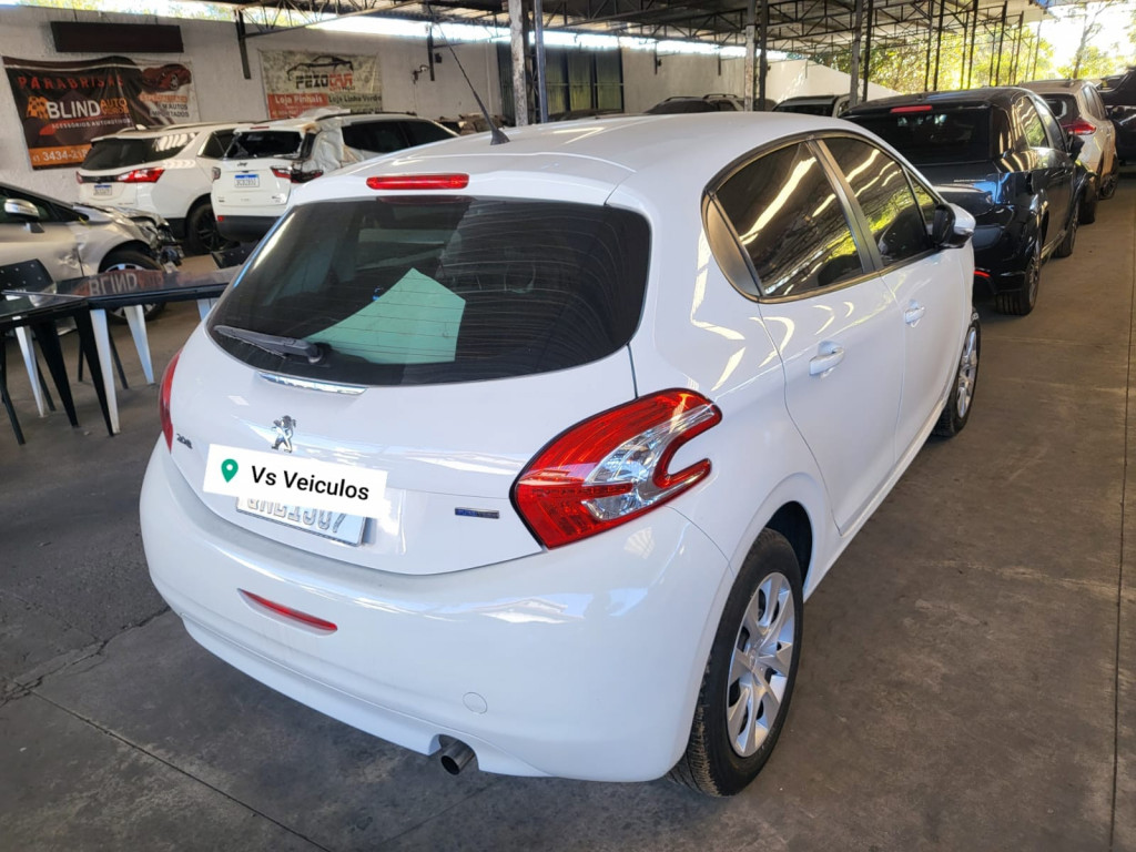 Imagem do veículo PEUGEOT 208 1.2 ACTIVE 12V FLEX 4P MANUAL