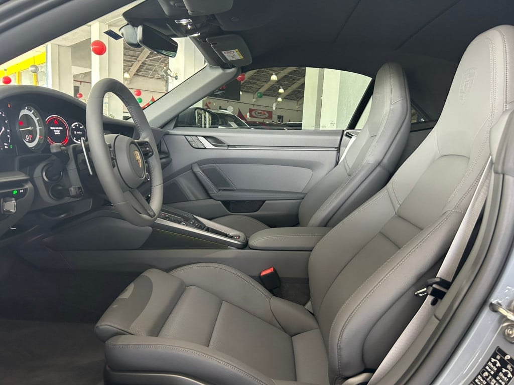Imagem do veículo 911 3.0 24V H6 GASOLINA CARRERA CABRIOLET PDK