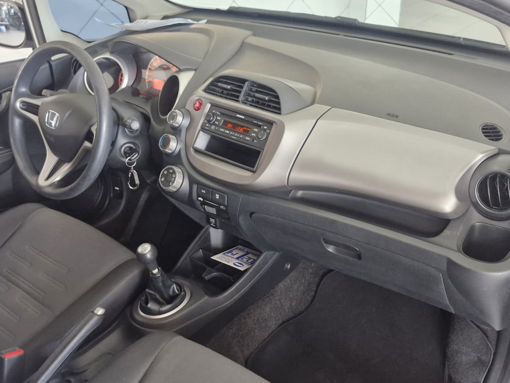 Imagem do veículo FIT 1.4 CX 16V FLEX 4P MANUAL
