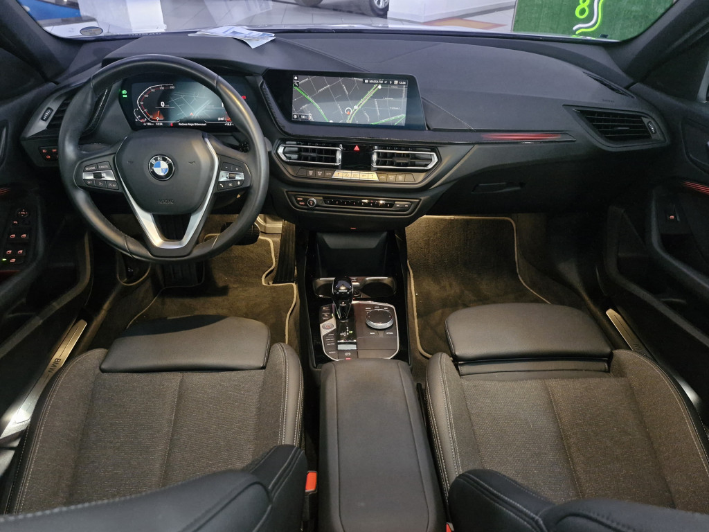 Imagem do veículo 118i 1.5 12V GASOLINA SPORT GP STEPTRONIC