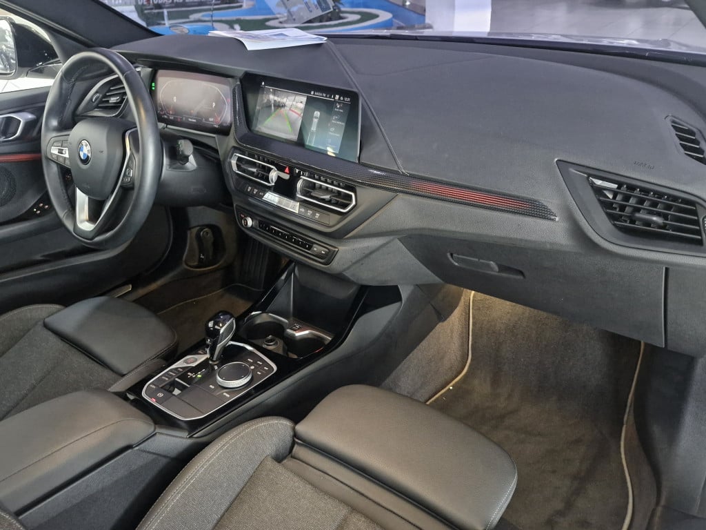 Imagem do veículo 118i 1.5 12V GASOLINA SPORT GP STEPTRONIC