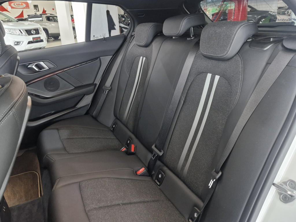 Imagem do veículo 118i 1.5 12V GASOLINA SPORT GP STEPTRONIC