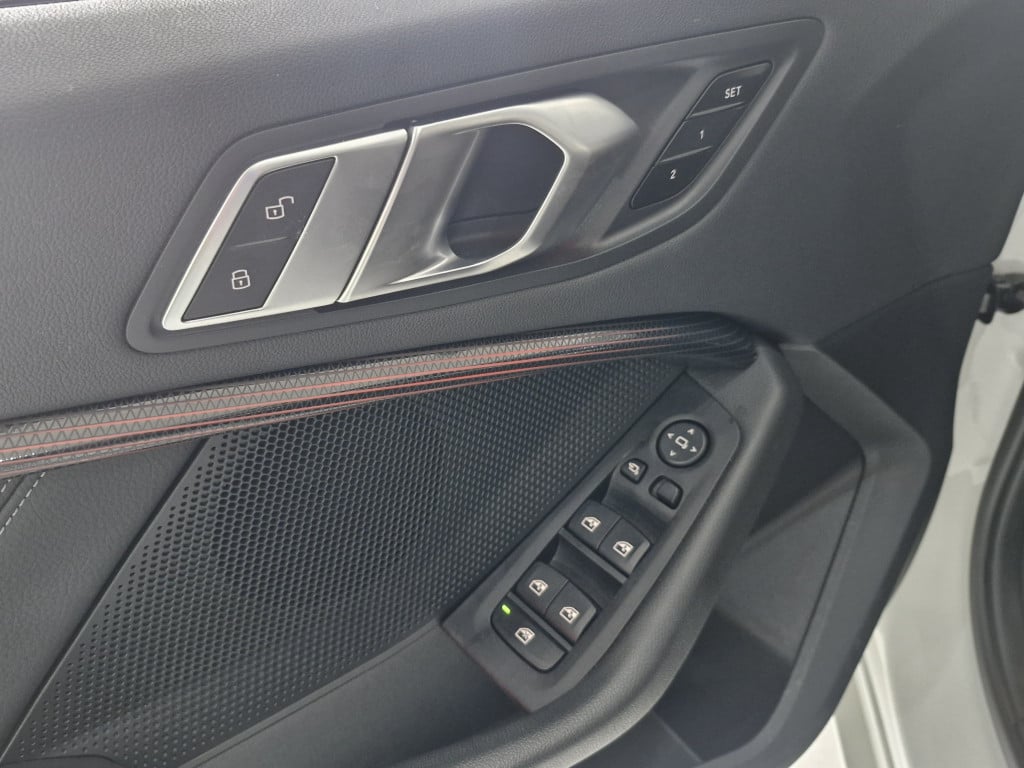 Imagem do veículo 118i 1.5 12V GASOLINA SPORT GP STEPTRONIC