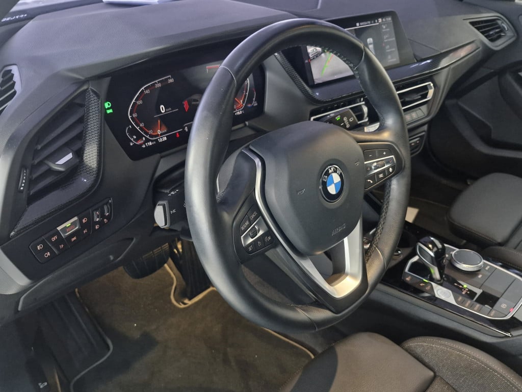 Imagem do veículo 118i 1.5 12V GASOLINA SPORT GP STEPTRONIC