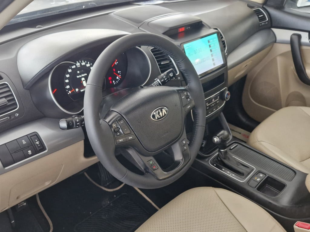 Imagem do veículo SORENTO 3.5 EX2 V6 4X4 24V GASOLINA 4P AUTOMÁTICO