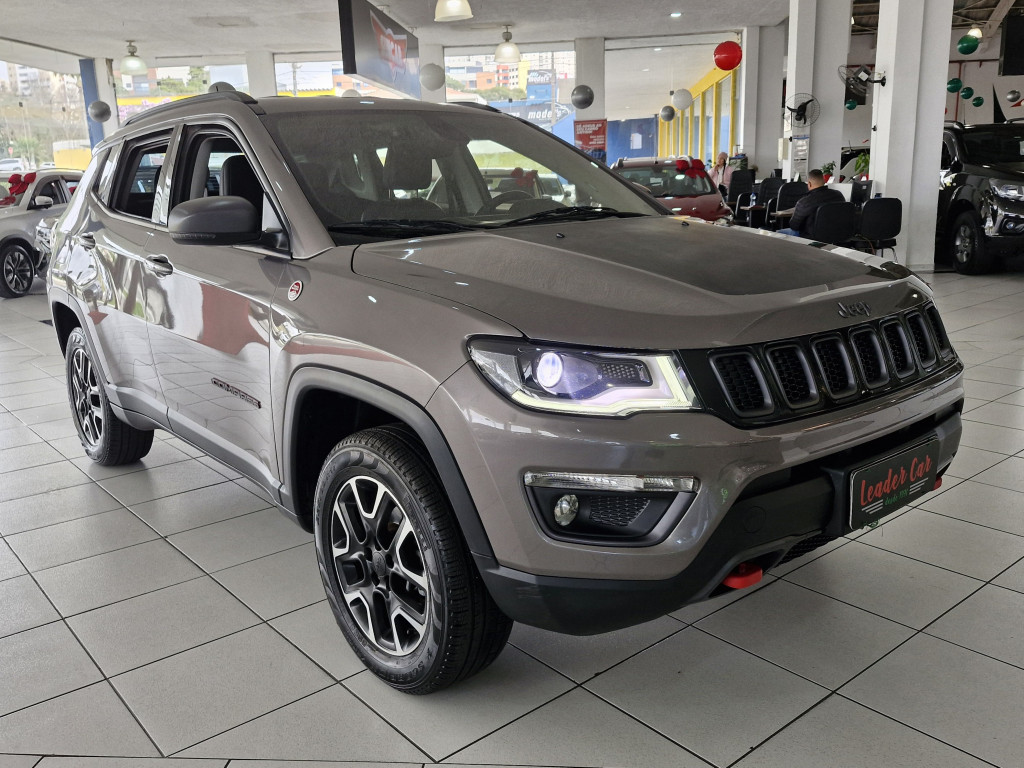 Imagem do veículo COMPASS 2.0 16V DIESEL TRAILHAWK 4X4 AUTOMÁTICO