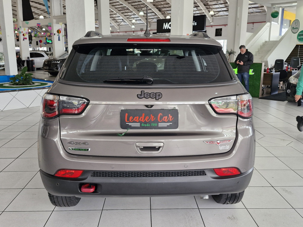 Imagem do veículo COMPASS 2.0 16V DIESEL TRAILHAWK 4X4 AUTOMÁTICO