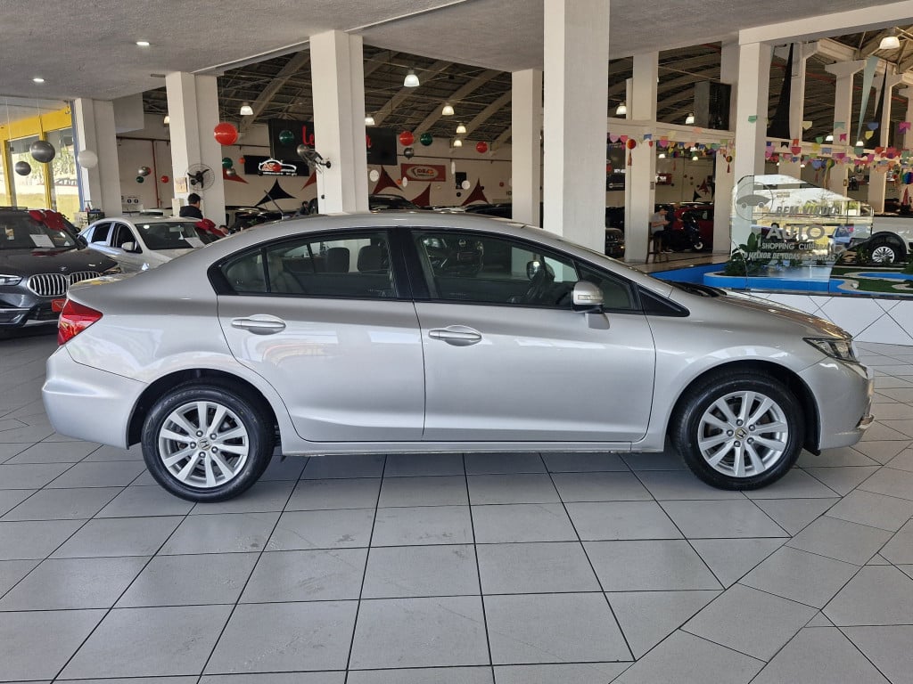 Imagem do veículo CIVIC 2.0 LXR 16V FLEX 4P AUTOMÁTICO