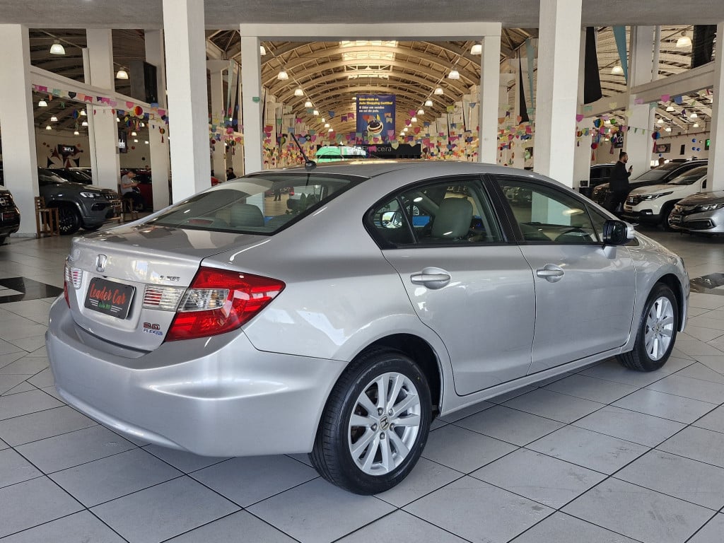 Imagem do veículo CIVIC 2.0 LXR 16V FLEX 4P AUTOMÁTICO