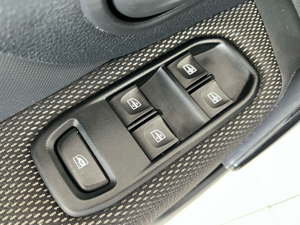 Imagem do veículo LOGAN 1.0 12V SCE FLEX ZEN MANUAL