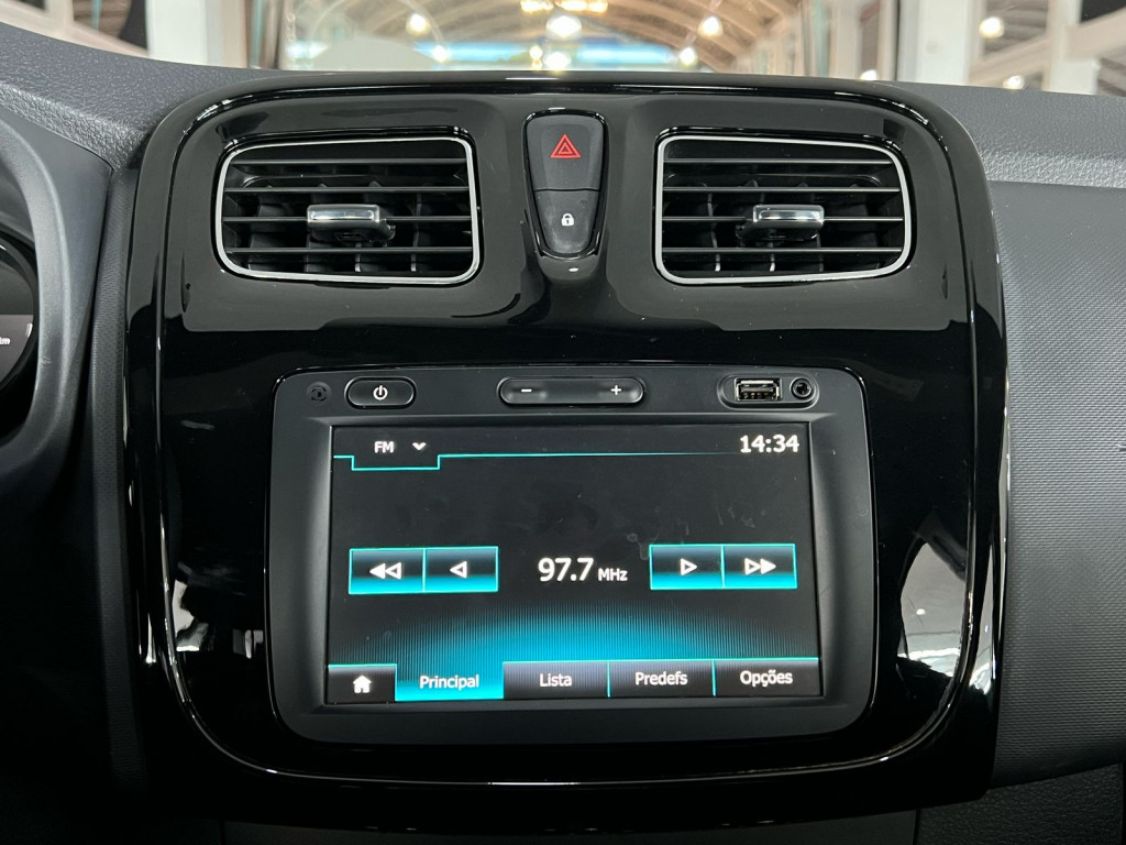 Imagem do veículo RENAULT LOGAN 1.0 12V SCE FLEX ZEN MANUAL