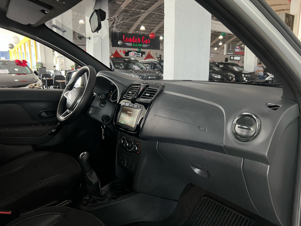 Imagem do veículo RENAULT LOGAN 1.0 12V SCE FLEX ZEN MANUAL