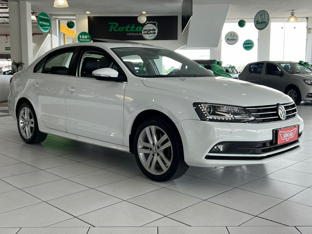 Imagem do veículo VOLKSWAGEN JETTA 2.0 TSI HIGHLINE 211CV GASOLINA 4P TIPTRONIC