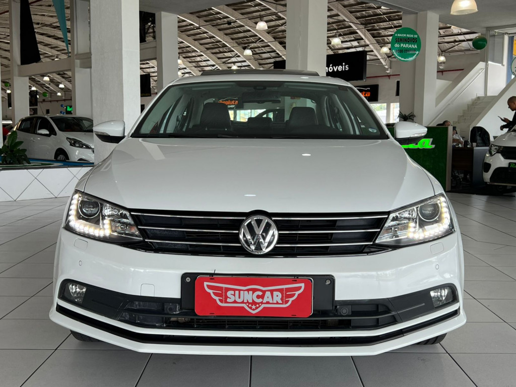 Imagem do veículo VOLKSWAGEN JETTA 2.0 TSI HIGHLINE 211CV GASOLINA 4P TIPTRONIC