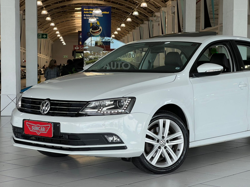 Imagem do veículo VOLKSWAGEN JETTA 2.0 TSI HIGHLINE 211CV GASOLINA 4P TIPTRONIC