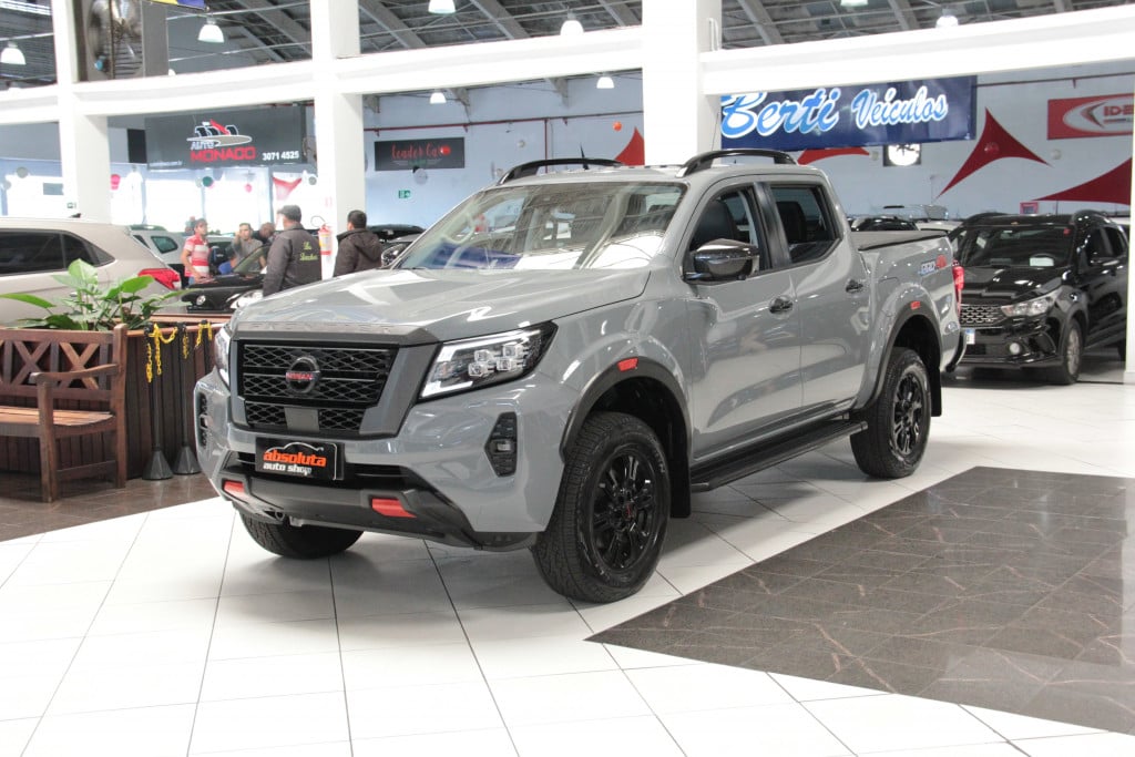 NISSAN FRONTIER PRO4X CD 4x4 2.3 Bi-TB Die. Aut