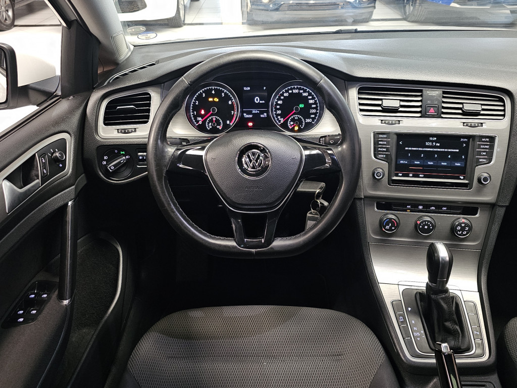 Imagem do veículo VOLKSWAGEN GOLF 1.4 TSI VARIANT COMFORTLINE 16V GASOLINA 4P AUTOMÁTICO