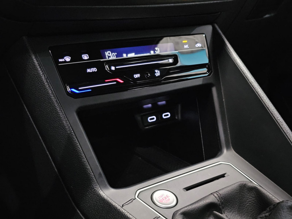 Imagem do veículo VOLKSWAGEN NIVUS 1.0 200 TSI TOTAL FLEX HIGHLINE AUTOMÁTICO