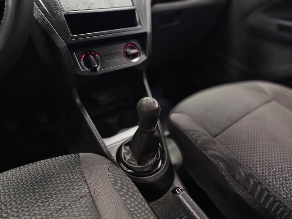 Imagem do veículo VOLKSWAGEN GOL 1.0 12V MPI TOTALFLEX TRENDLINE 4P MANUAL