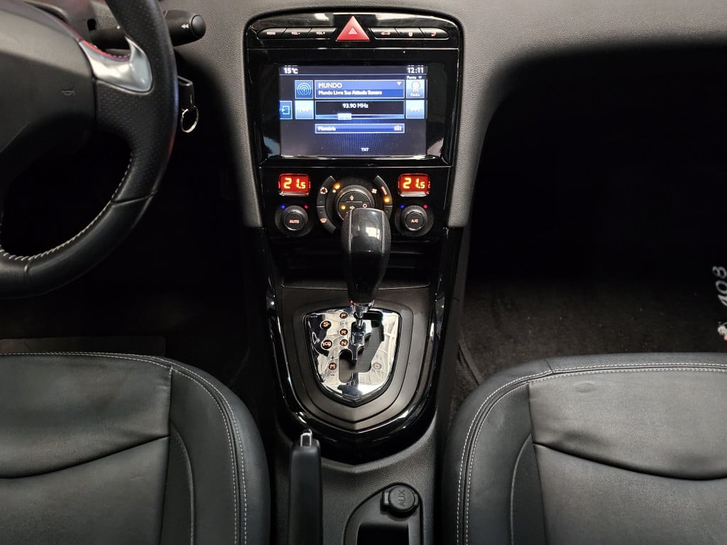 Imagem do veículo PEUGEOT 408 1.6 GRIFFE 16V TURBO FLEX 4P AUTOMÁTICO