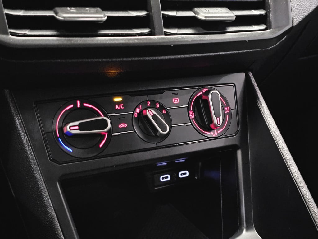 Imagem do veículo VOLKSWAGEN NIVUS 1.0 200 TSI TOTAL FLEX SENSE AUTOMÁTICO