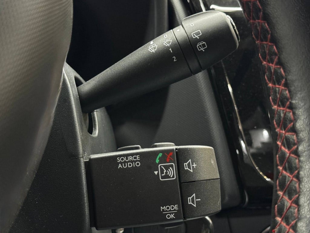 Imagem do veículo Renault Sandero Rs20mt 2022